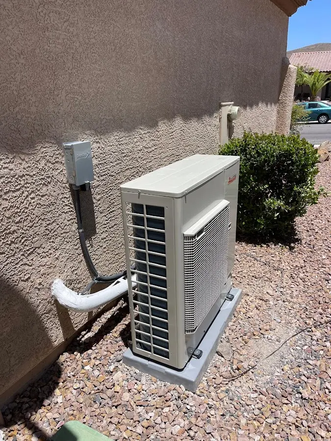 Residential air conditioning condenser unit in Kathleen